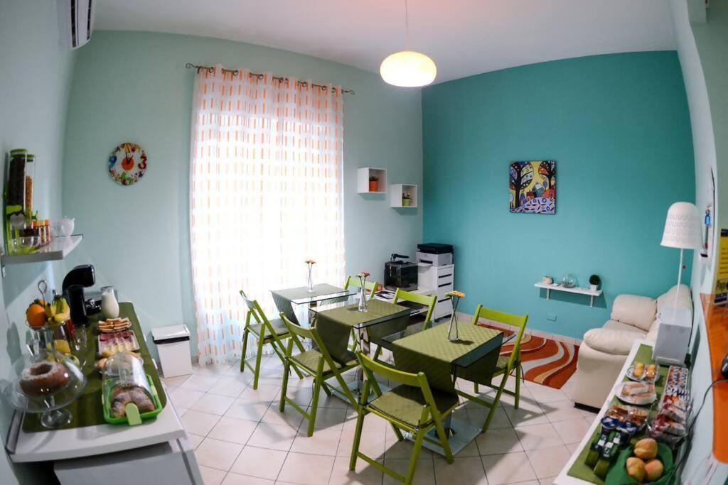 B&B Acquamarina Salerno Szoba fotó