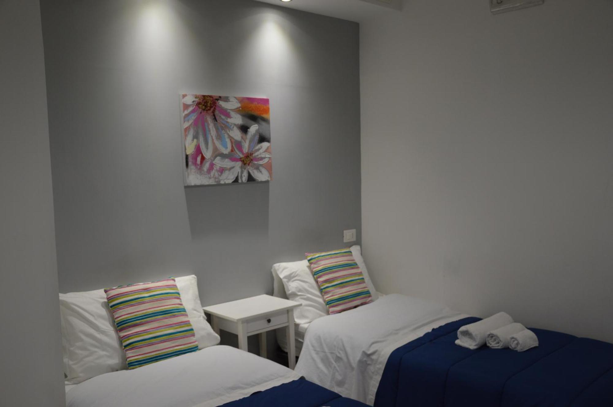 B&B Acquamarina Salerno Szoba fotó